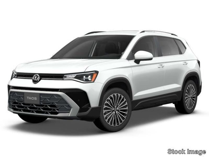 New 2025 Volkswagen Taos SE image 1