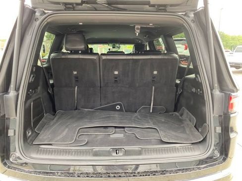 Used 2024 Jeep Wagoneer Series II AWD/4WD image 5