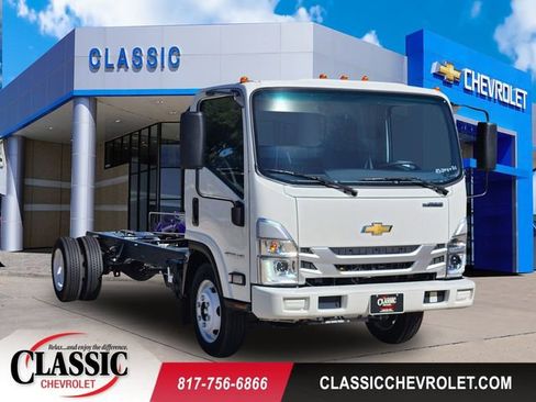 New 2024 Chevrolet Low Cab Forward RWD image 1