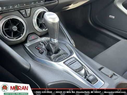 Used 2022 Chevrolet Camaro LT w/ Technology Package image 25