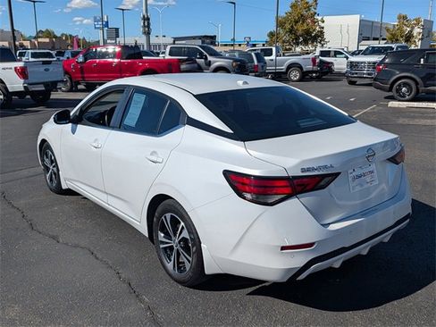 Used 2021 Nissan Sentra SV image 4
