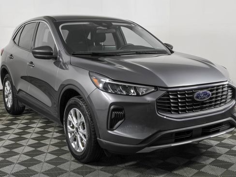 Used 2024 Ford Escape Active AWD/4WD image 13