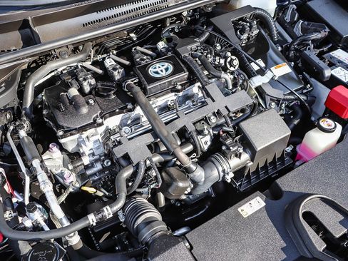 Used 2021 Toyota Corolla LE w/ Carpet Mat Package (TMS) image 29