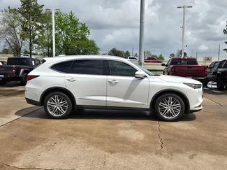 Used 2022 Acura MDX SH-AWD w/ Advance Package video 4