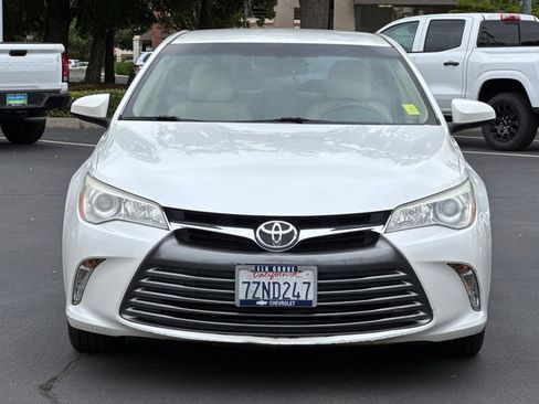 Used 2017 Toyota Camry XLE w/ Convenience Package FWD image 8