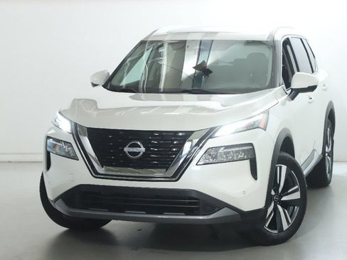 Certified 2023 Nissan Rogue SL AWD/4WD image 3