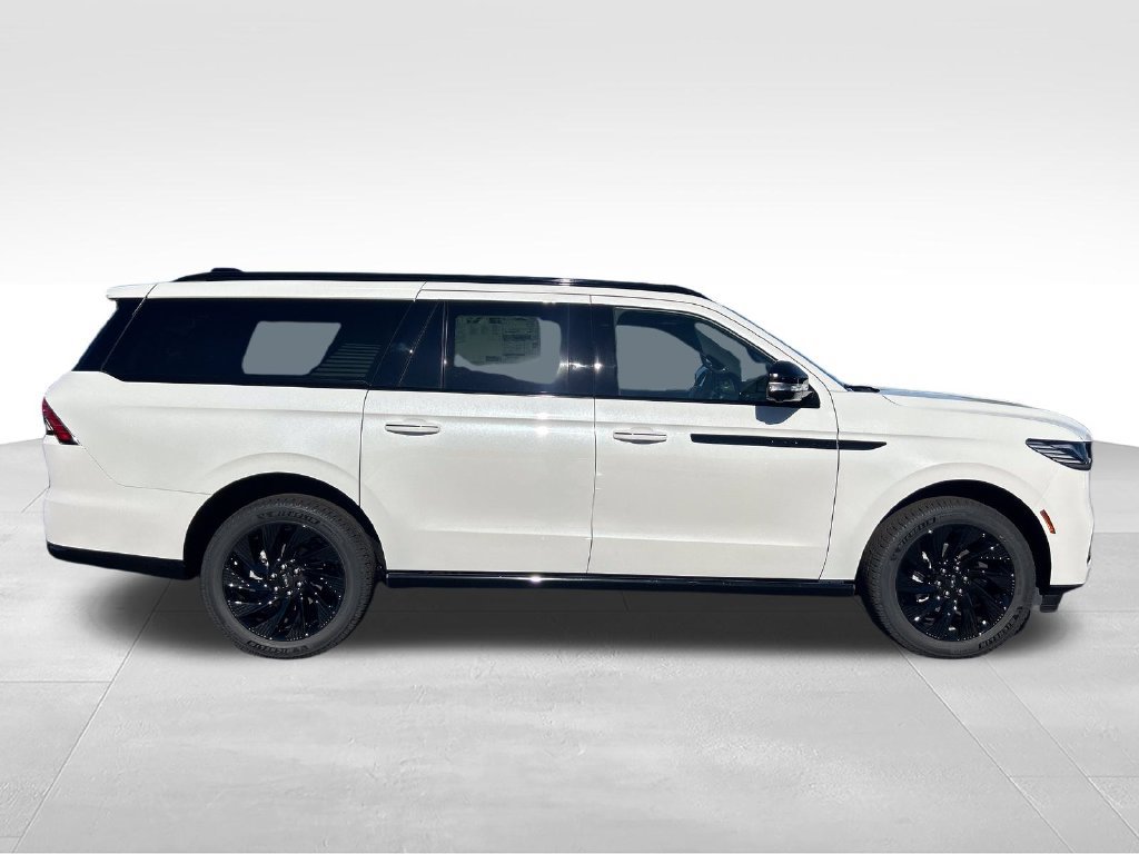 New 2027 Lincoln Navigator L Reserve w/ Jet Appearance Package AWD/4WD image 6
