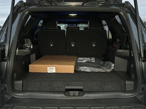 New 2025 Toyota 4Runner Limited image 6