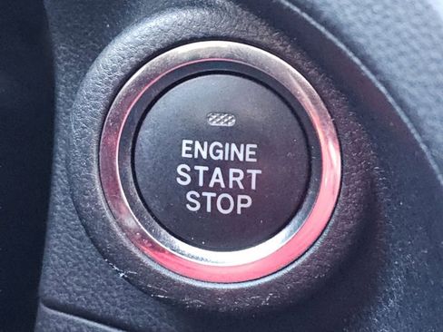 Used 2019 Subaru Crosstrek 2.0i Limited w/ Moonroof Package w/Navigation image 19