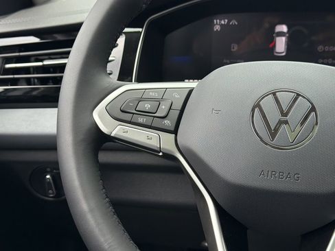 New 2026 Volkswagen Jetta SE FWD image 30