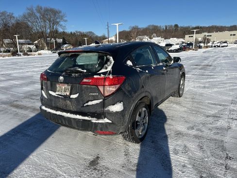 Used 2017 Honda HR-V LX image 8