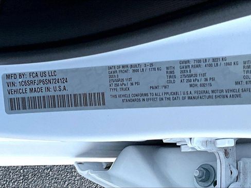 New 2025 RAM 1500 Laramie AWD/4WD image 8