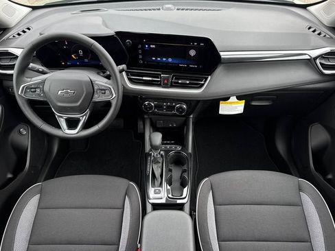 New 2026 Chevrolet TrailBlazer LT w/ Convenience Package FWD image 13