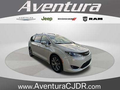 Certified 2020 Chrysler Pacifica Limited