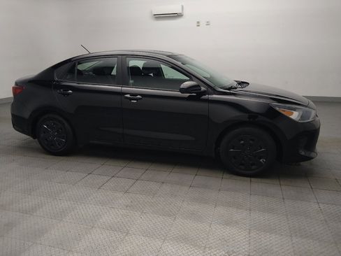 Used 2020 Kia Rio S FWD image 11