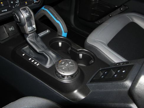 Used 2021 Ford Bronco Black Diamond AWD/4WD image 17