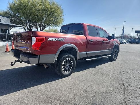 Used 2016 Nissan Titan PRO-4X w/ Pro-4x Convenience Package image 3