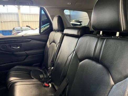 Used 2023 Honda Pilot Elite image 19