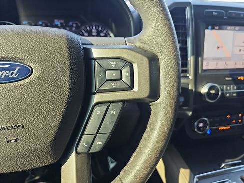 Used 2019 Ford Expedition XLT w/ Equipment Group 202A RWD image 15