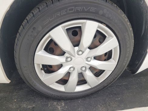 Used 2019 Nissan Sentra S FWD image 31