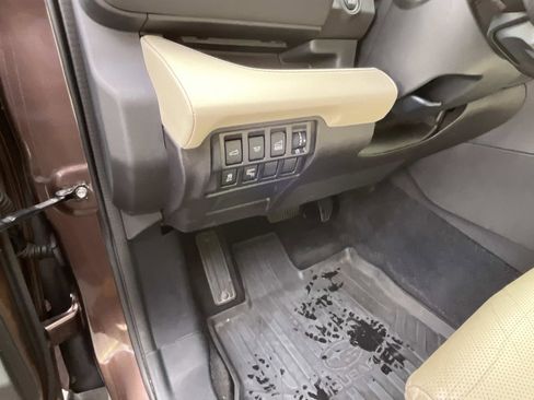 Used 2020 Subaru Ascent Limited w/ Popular Package #4 image 29