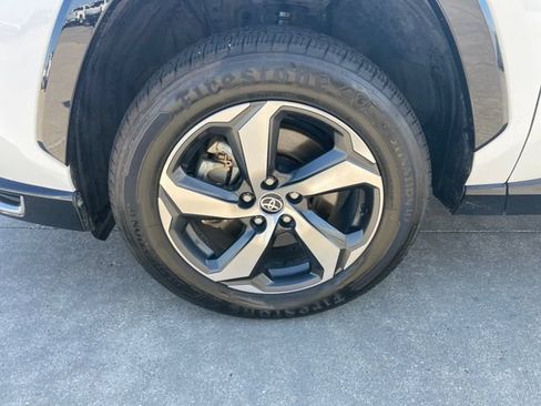 Certified 2021 Toyota RAV4 SE AWD/4WD image 29
