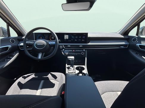 New 2026 Hyundai Sonata SE FWD image 9