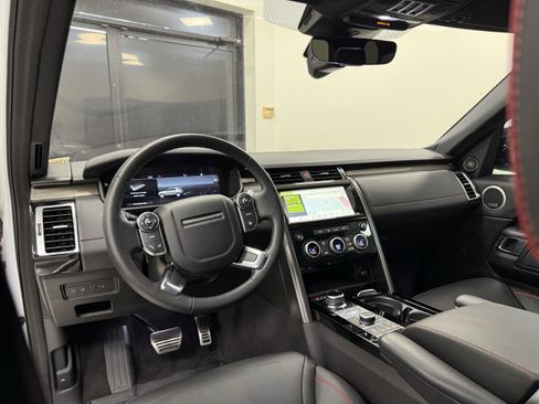 Used 2018 Land Rover Discovery HSE Luxury AWD/4WD image 18
