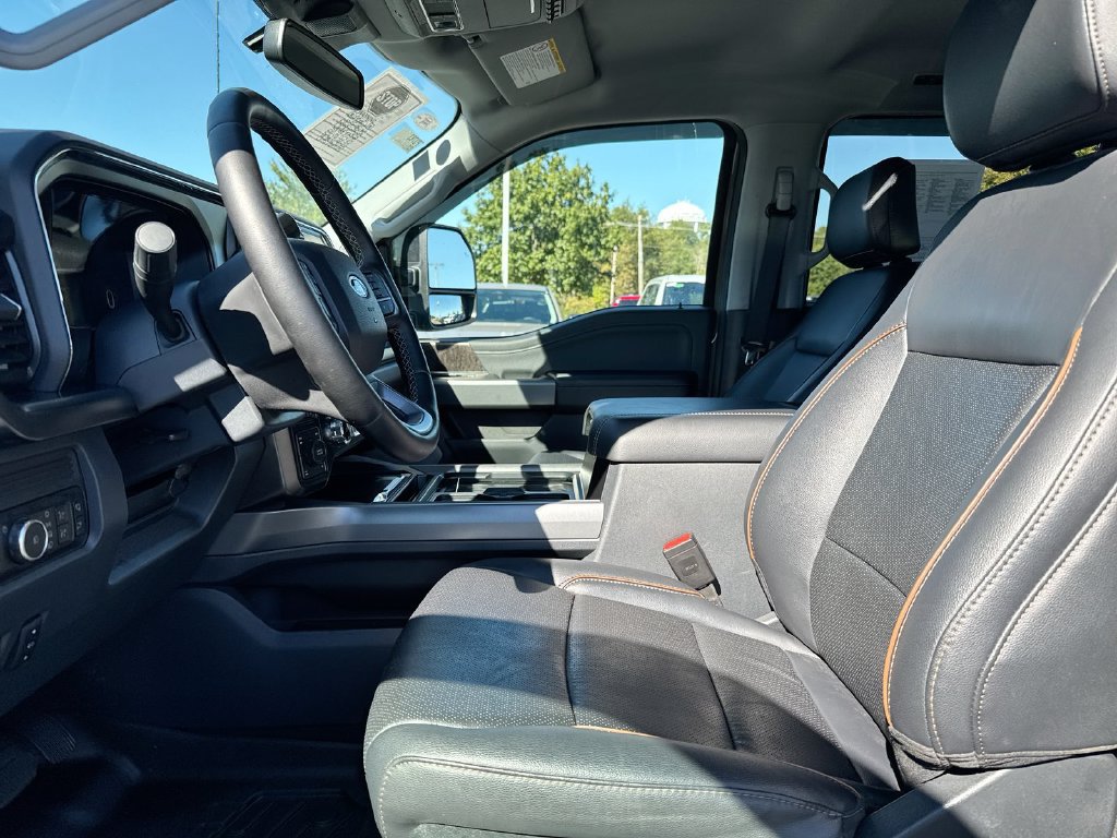 Used 2026 Ford F350 Lariat w/ FX4 Off-Road Package AWD/4WD image 20