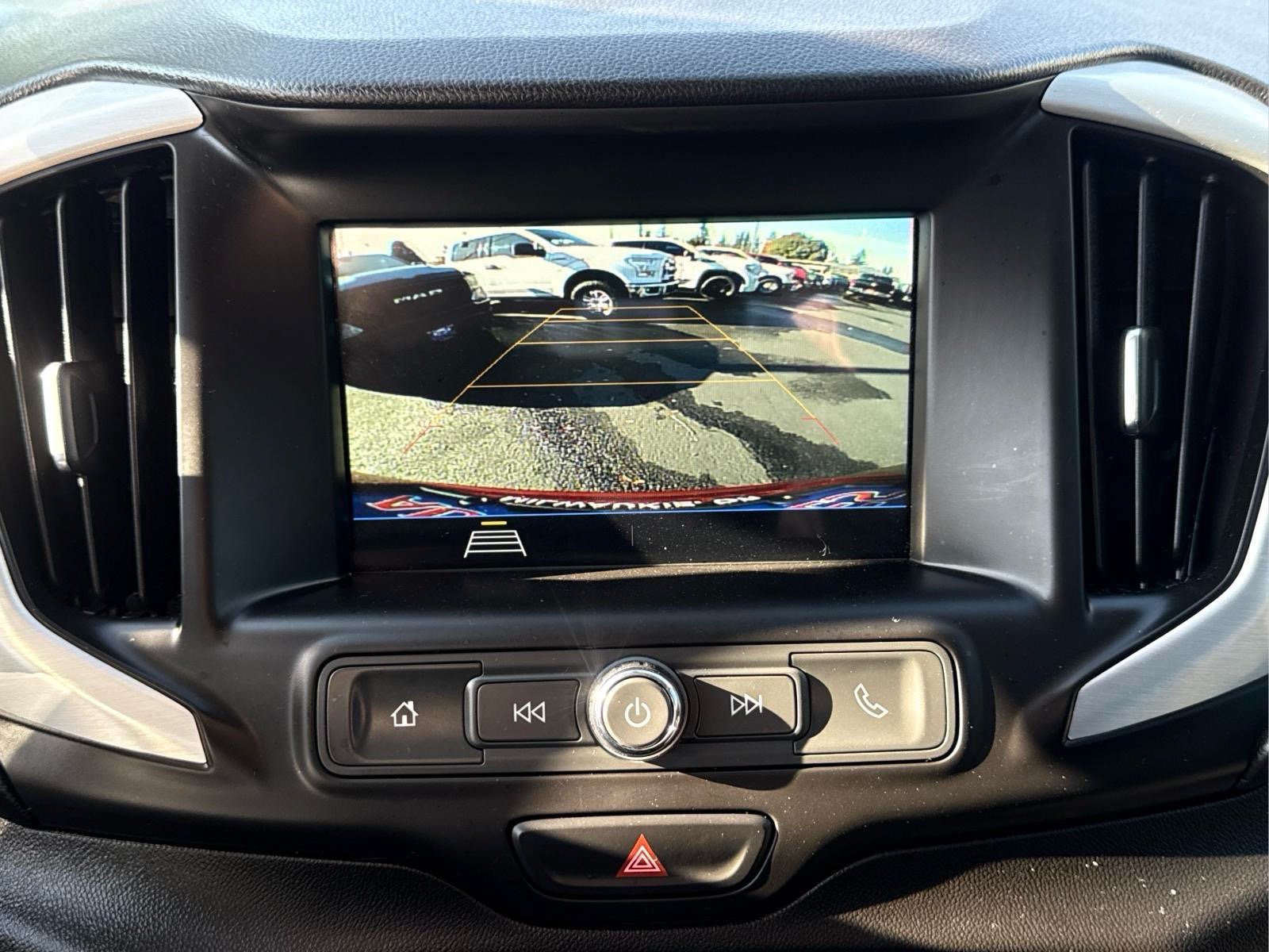 Used 2019 GMC Terrain SLE w/ Driver Convenience Package FWD image 18