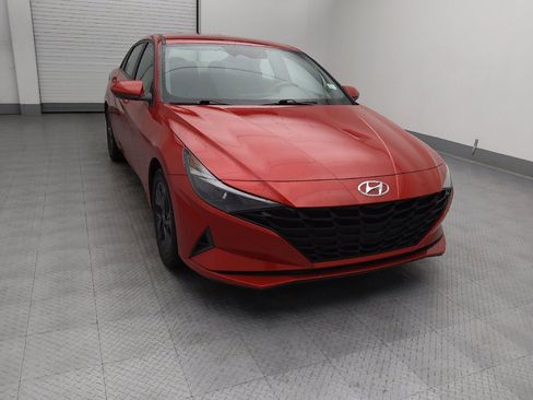 Used 2021 Hyundai Elantra SEL FWD image 14