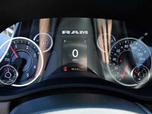 New 2024 RAM 5500 Tradesman w/ Chrome Appearance Group image 19