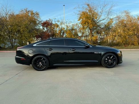 Used 2016 Jaguar XJ R-Sport image 6