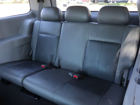 Used 2008 Dodge Durango Limited w/ Technology Group III AWD/4WD image 21