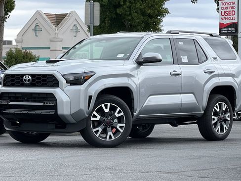 New 2025 Toyota 4Runner TRD Sport image 2