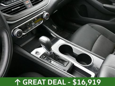 Used 2023 Nissan Altima 2.5 SV FWD image 36