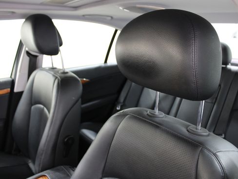 Used 2007 Mercedes-Benz E 350 3.5L image 4