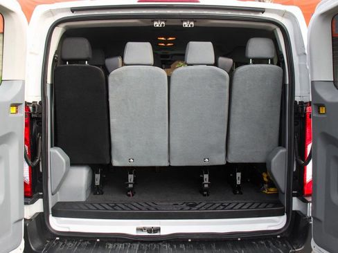 Used 2018 Ford Transit 350 XLT image 8