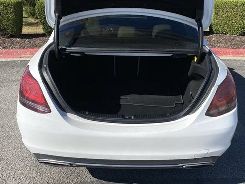 Used 2019 Mercedes-Benz C 300 4MATIC Sedan image 6