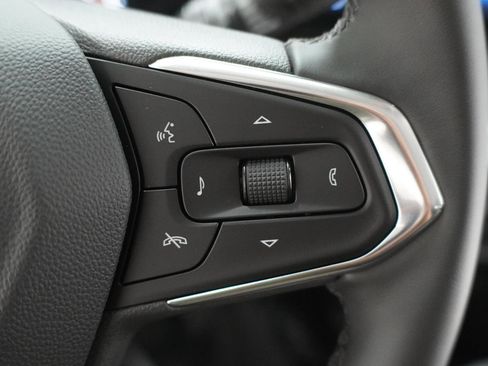 New 2026 Chevrolet Trax LT w/ Driver Confidence Package image 11