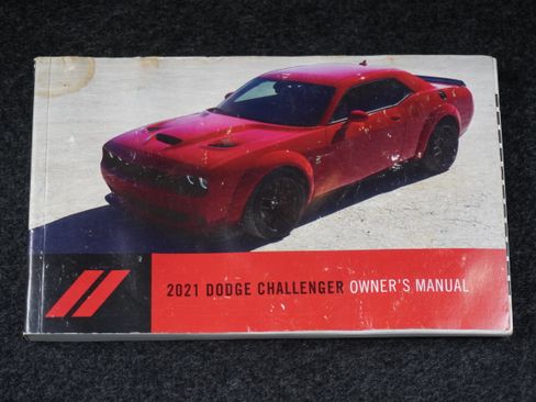 Used 2021 Dodge Challenger R/T Scat Pack RWD image 27