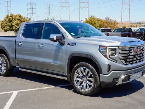 New 2026 GMC Sierra 1500 Denali w/ Denali Reserve Package AWD/4WD image 6
