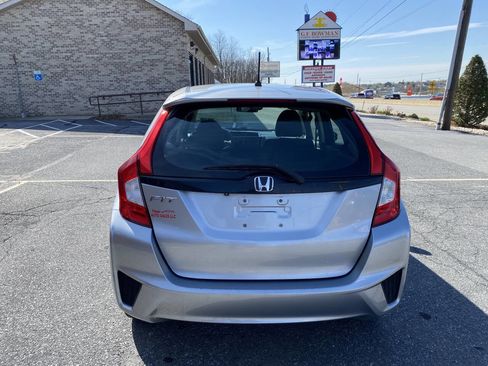 Used 2017 Honda Fit LX image 6