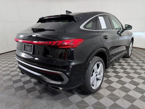 Certified 2025 Audi Q5 Premium Plus w/ Premium Plus AWD/4WD image 9