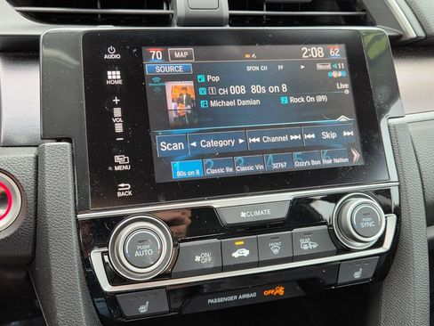 Used 2016 Honda Civic Touring image 26