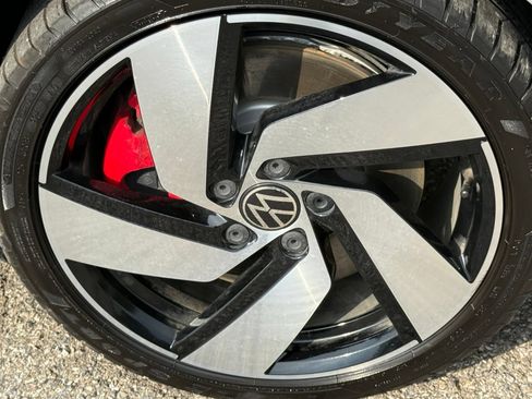 Used 2024 Volkswagen GTI S FWD image 37