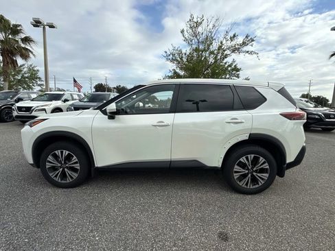 Certified 2023 Nissan Rogue SV image 7