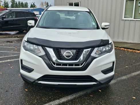 Used 2017 Nissan Rogue S image 8