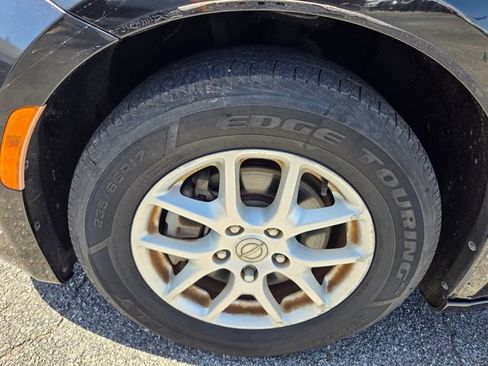 Used 2017 Chrysler Pacifica Touring FWD image 20