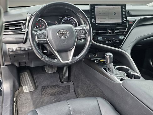 Used 2022 Toyota Camry XLE w/ Carpet Mat Package (TMS) FWD image 16